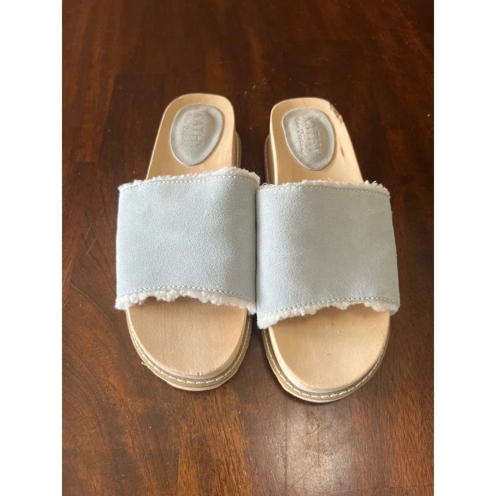 Kathy Van Zeeland Elisha Blue Suede Faux Fur Wood Platform Slide Sandals Size 7